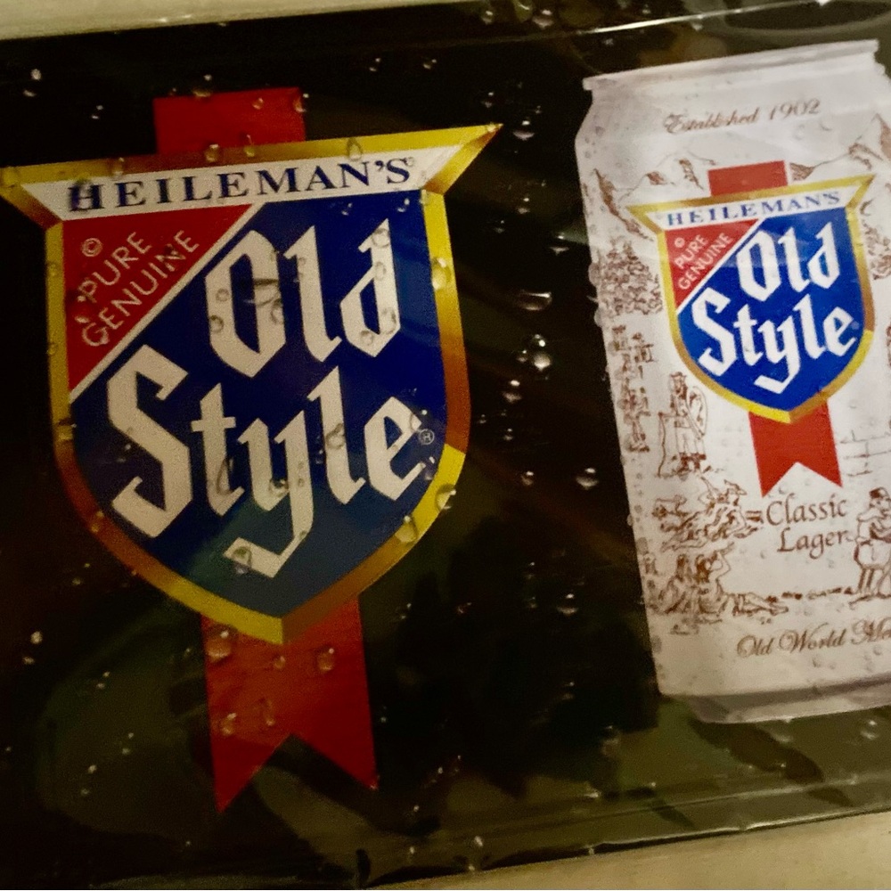 Heileman's Old Style Lager tin sign - Picture 2 of 5